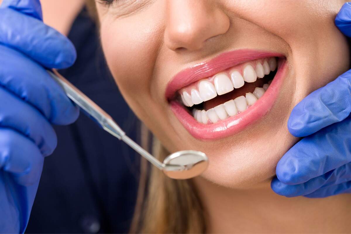 El hábito dental que casi siempre se nos olvida y es muy importante