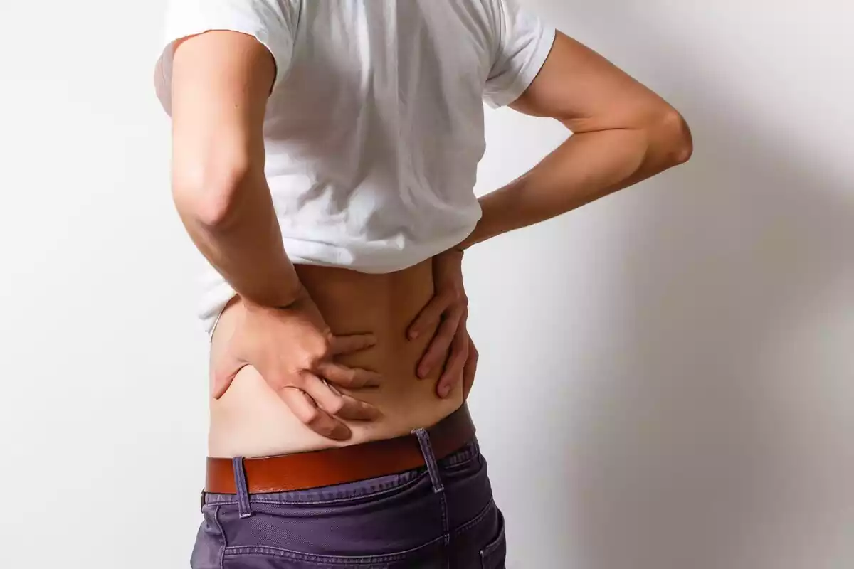 dolor de espalda causado por hernia