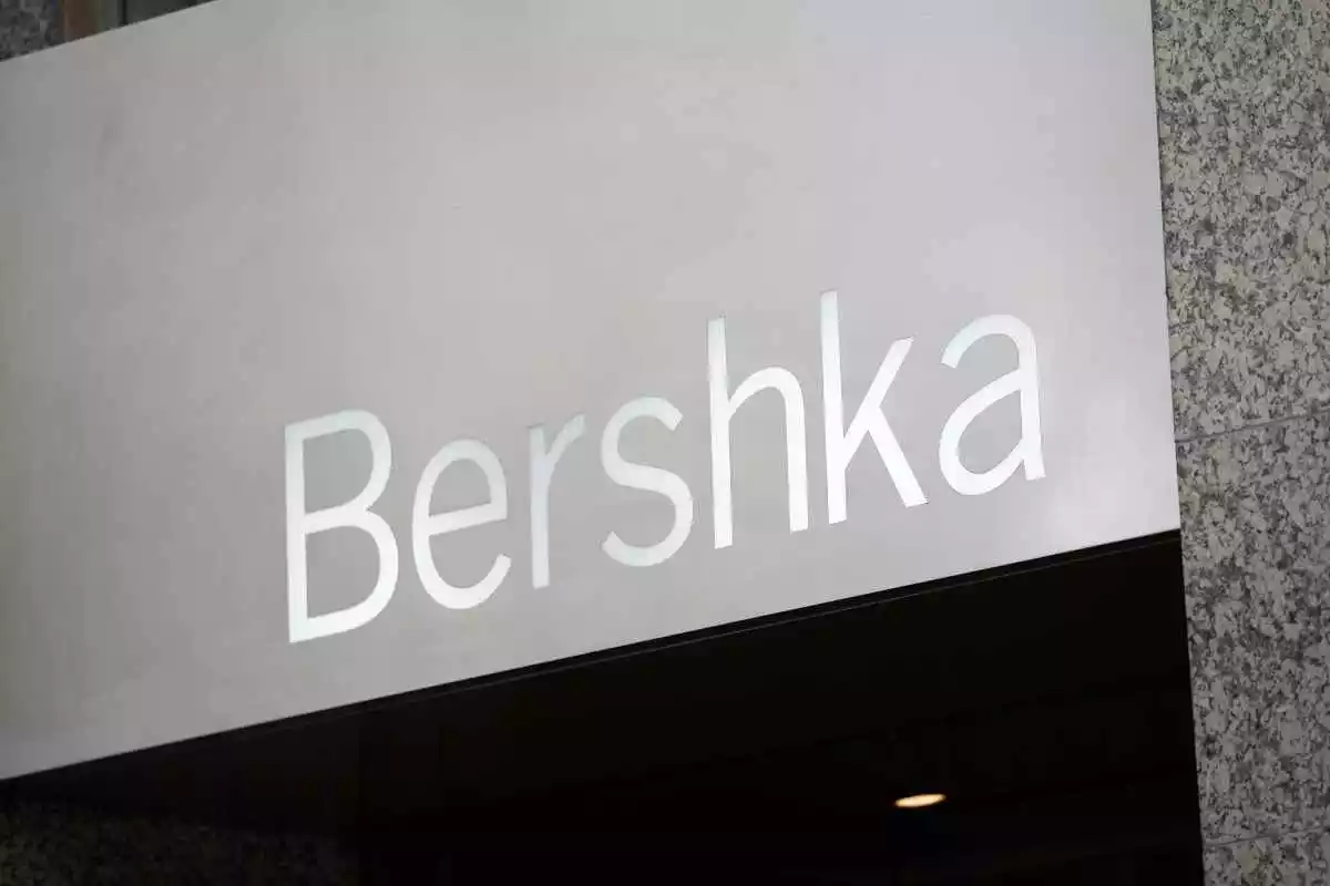 El logo de Bershka