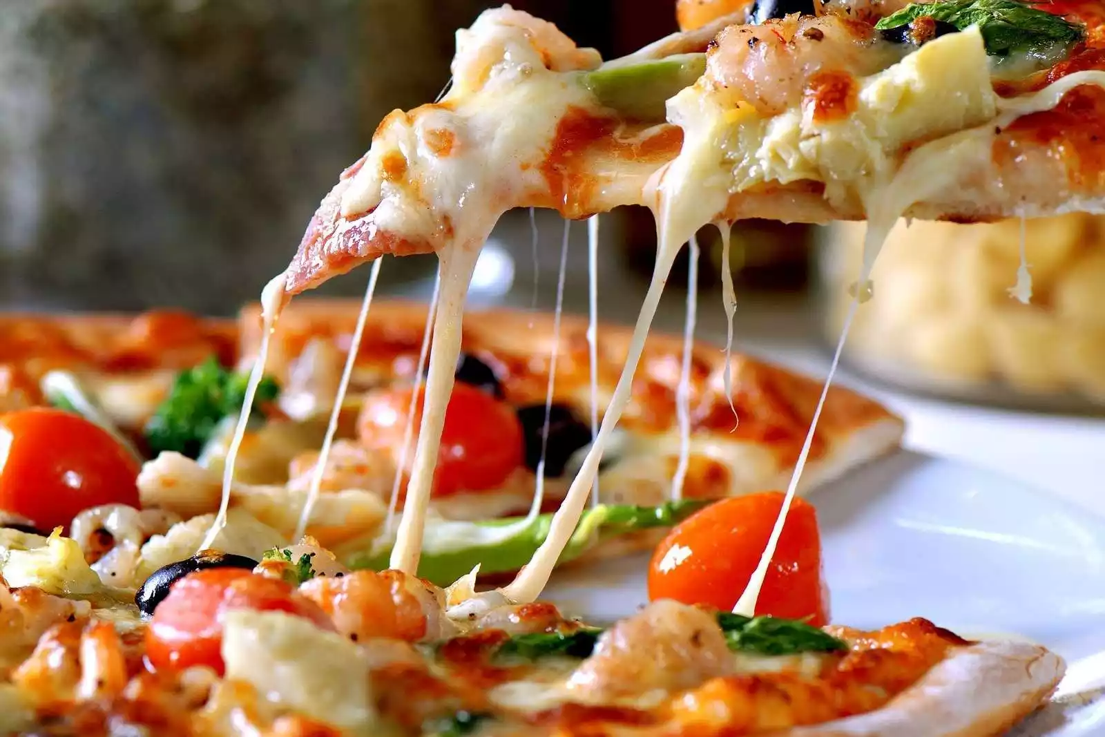 Receta de pizza vegana: masa y combinaciones de ingredientes