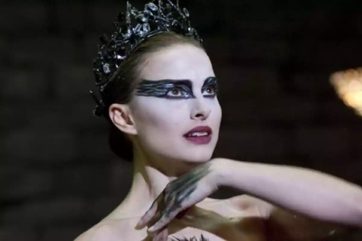 Natalie Portman en 'Cisne Negro', una opción muy elegante para tu maquillaje de Halloween 2018