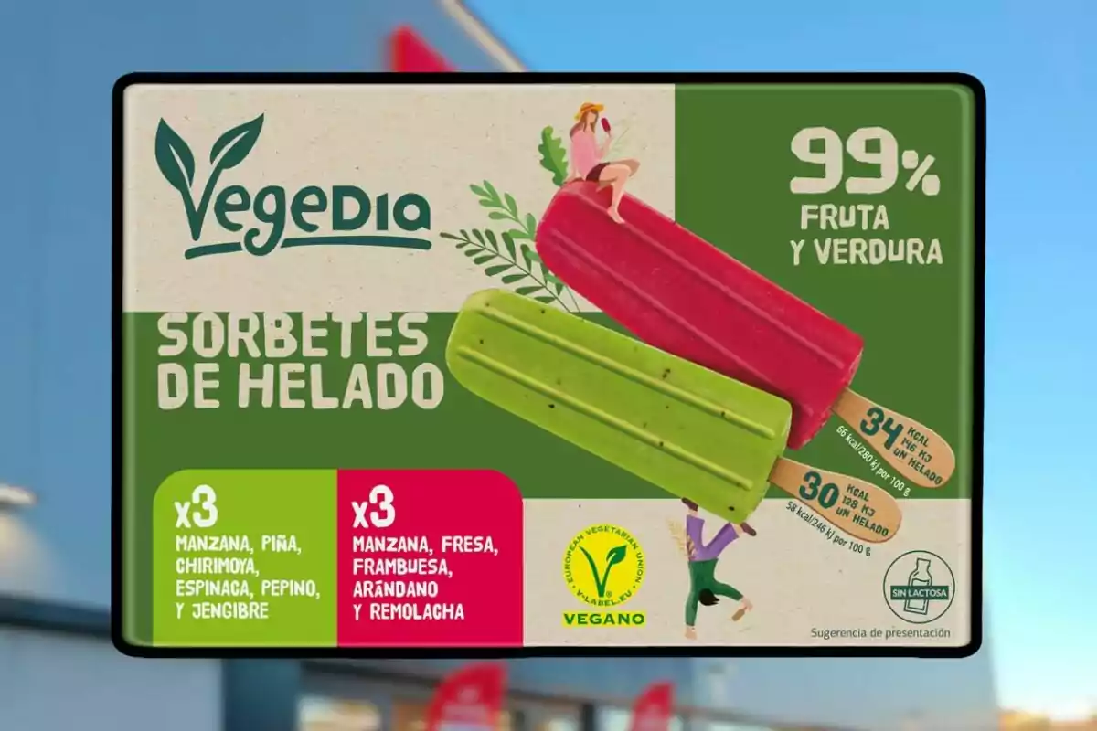 Caja de sorbetes de helado veganos VegeDia con dos paletas de colores verde y rojo, información de ingredientes naturales, 99% fruta y verdura, bajo en calorías, sin lactosa y sello vegano