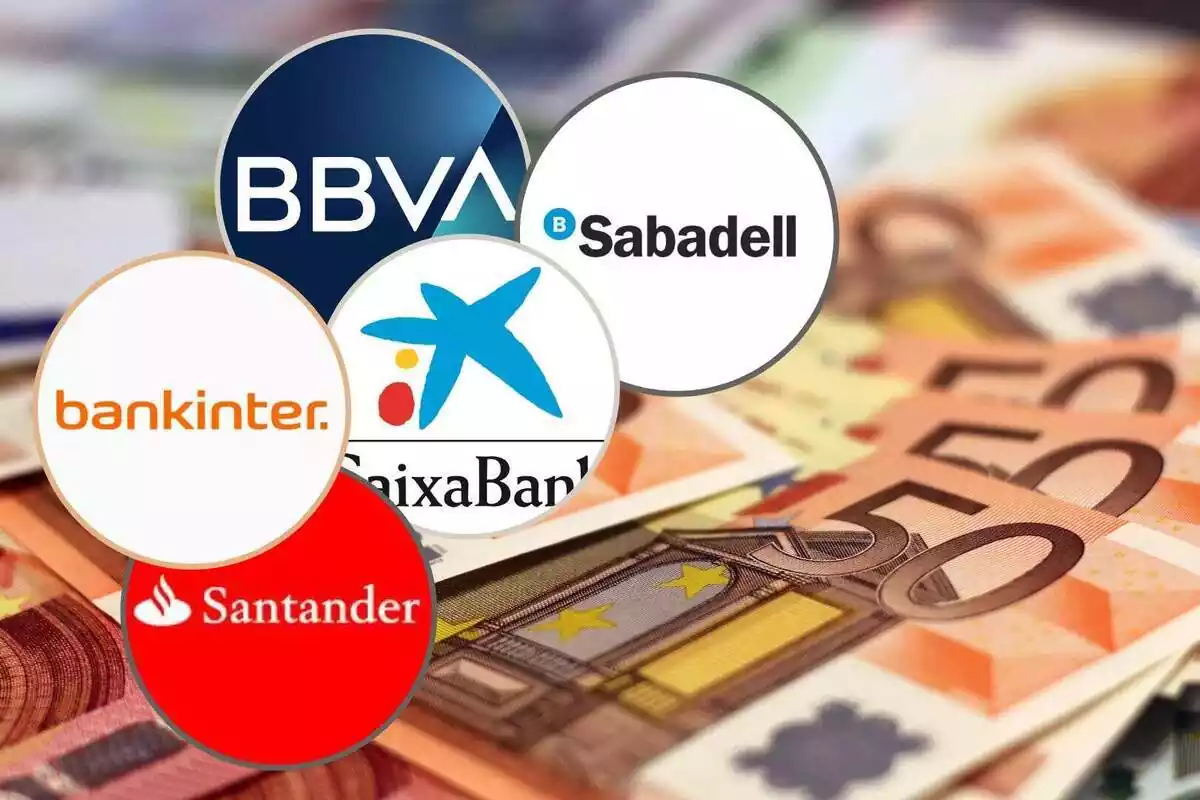 Montaje con una imagen de billetes de euro y cinco círculos con los logos de BBVA, Banco Sabadell, Bankinter, CaixaBank y Banco Santander