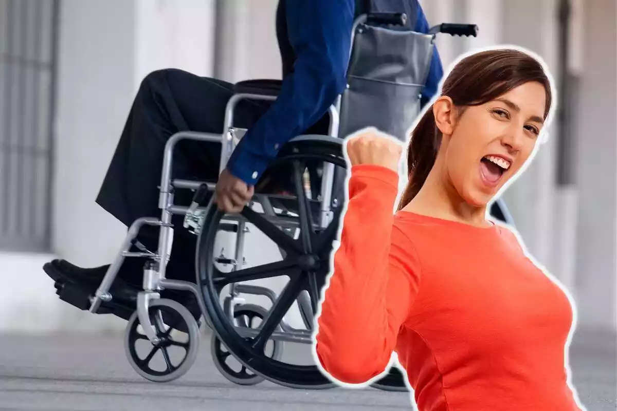 Montaje con una persona en silla de ruedas de fondo y una mujer contenta y con cara de estar celebrando