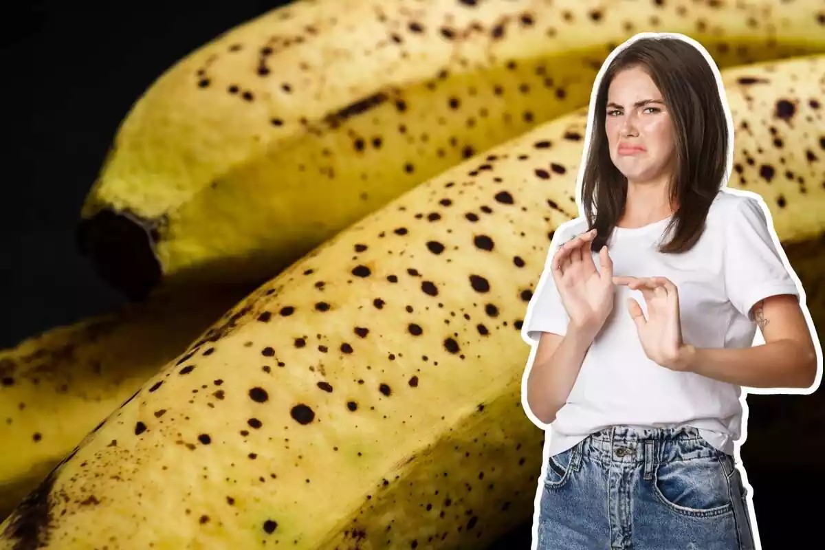 Montaje con una chica y plátanos con manchas tras pasar tiempo