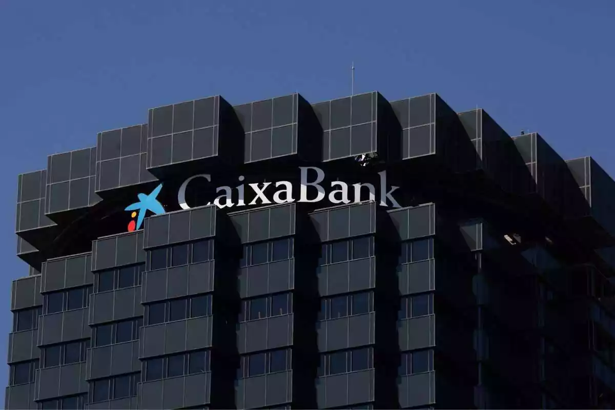 Cambio de moneda La Caixa Caixabank. ¿Precio?¿Comisiones?