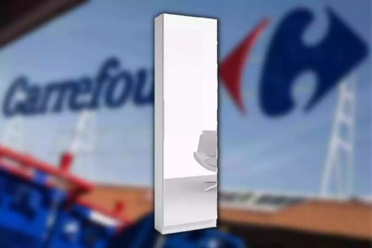 Carrefour arrasa con un moderno blanco: barato y con espejo